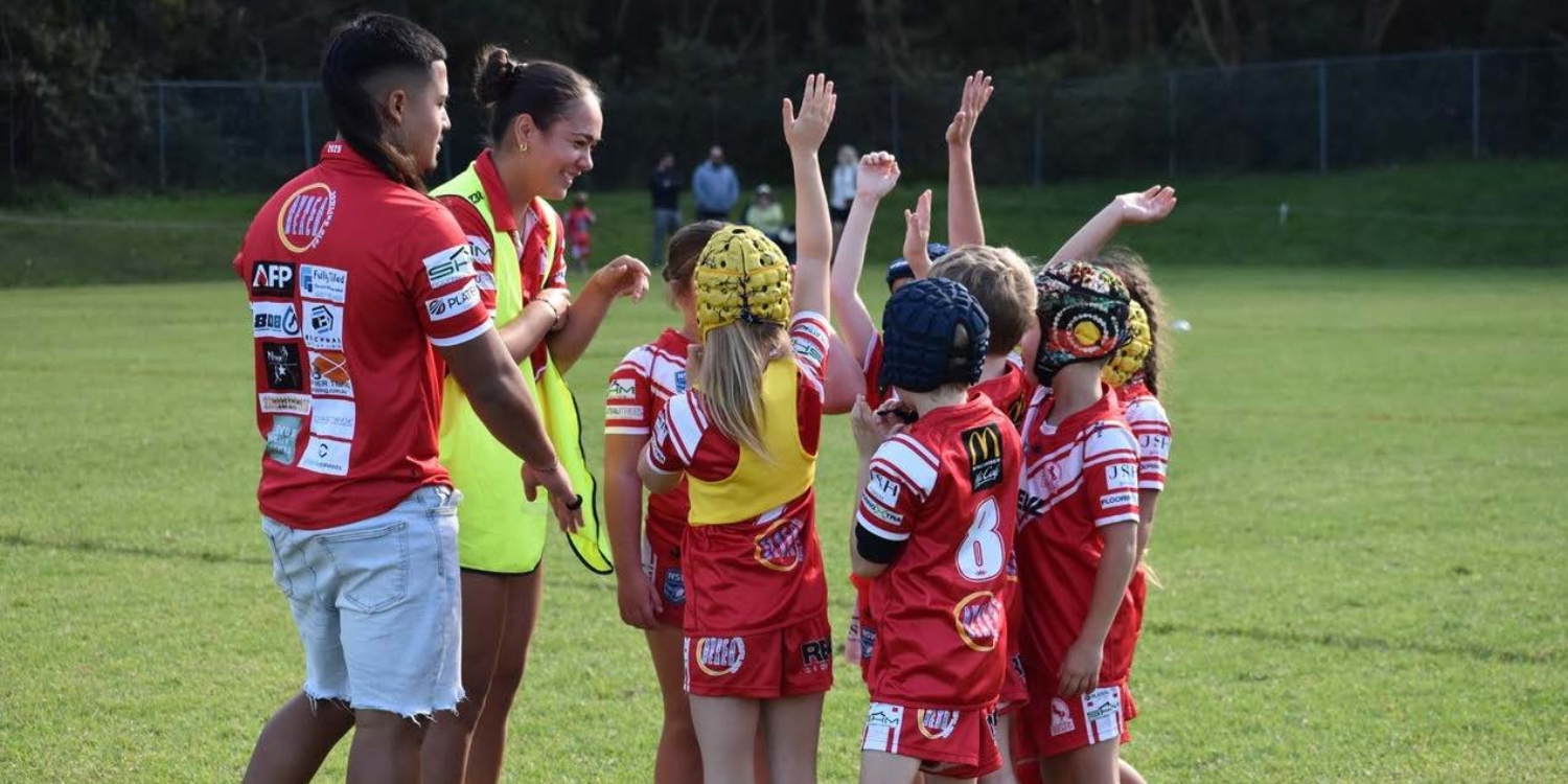 kids playing afl at the Central Coast Regional Sporting Complex on the central coast nsw